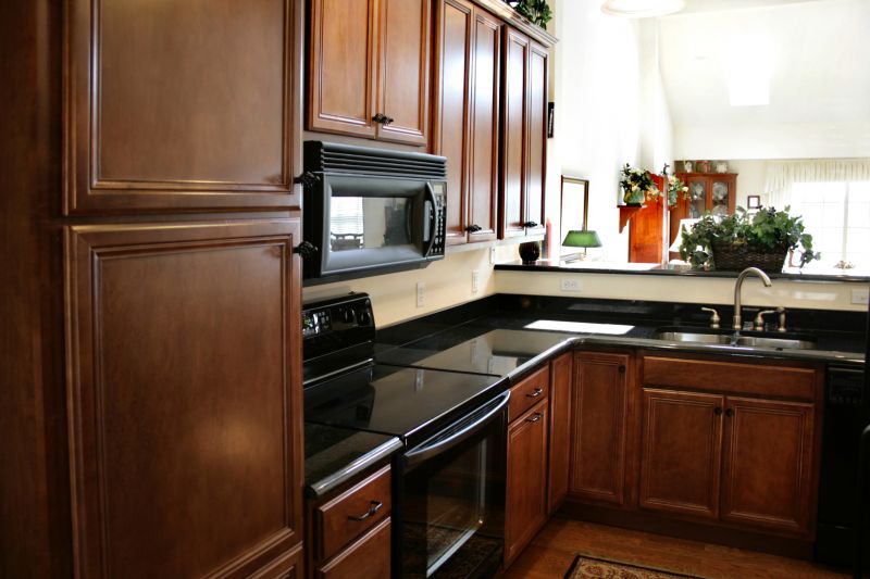 Kitchen Cabinets Refacing in Lafayette, IN